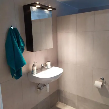 Casa Azzurra * إرموبولّي